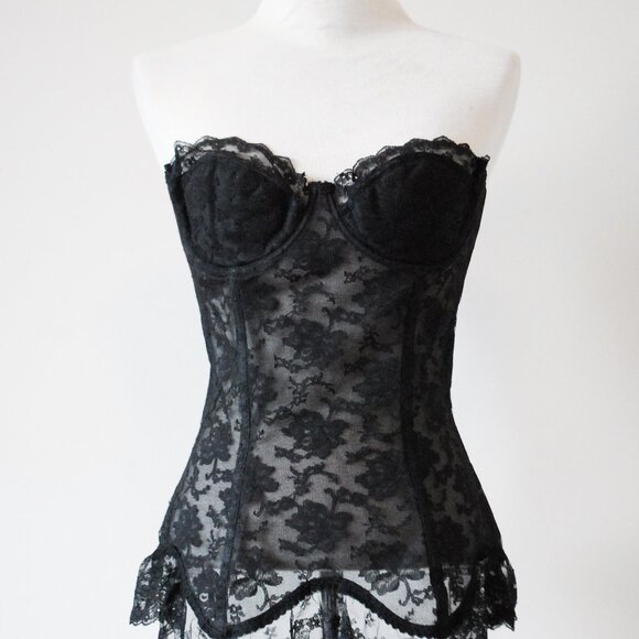 Antinéa Lace Corset - Picture 2 of 5